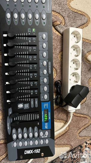 Контроллер светового оборудования DMX-512 расческа