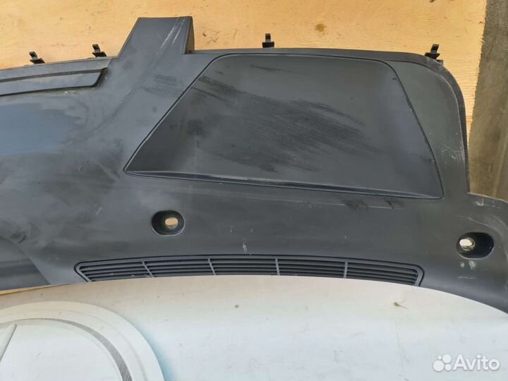 Жабо капота Mercedes W222