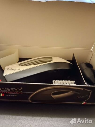 Утюг с пароувлажнением модель С001