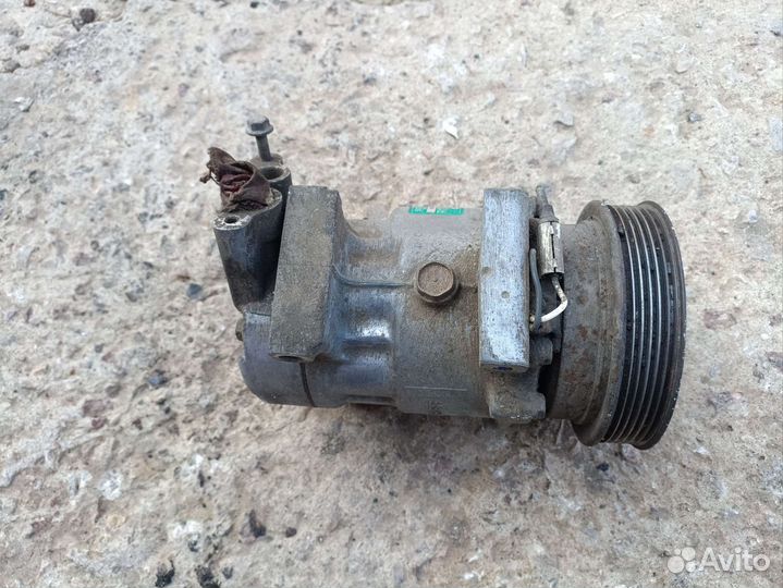 Компрессор кондиционера Рено Сlio