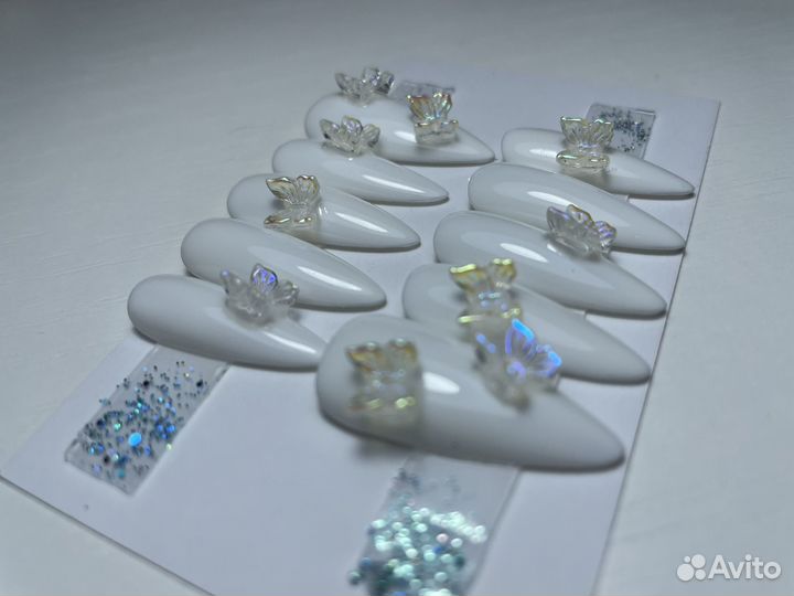 Наборы накладных ногтей с дизайном