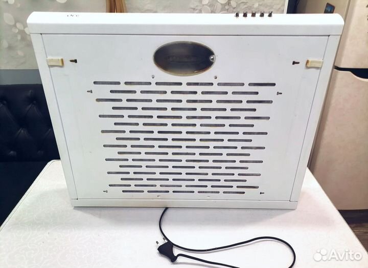 Вытяжка для кухни 50 см б/у