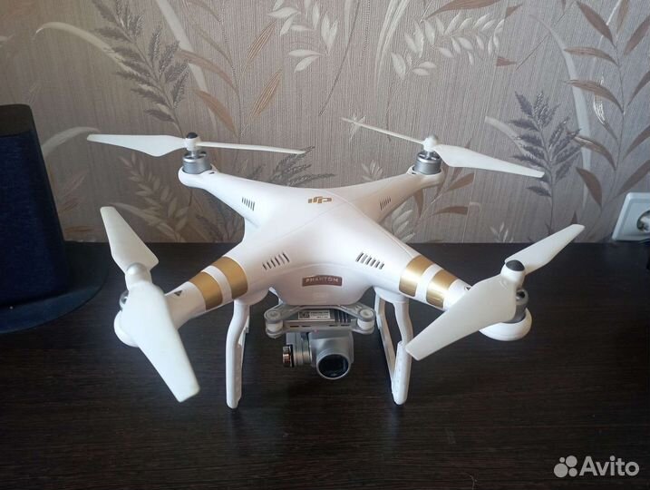 Квадрокоптер Dji phantom 3 professional