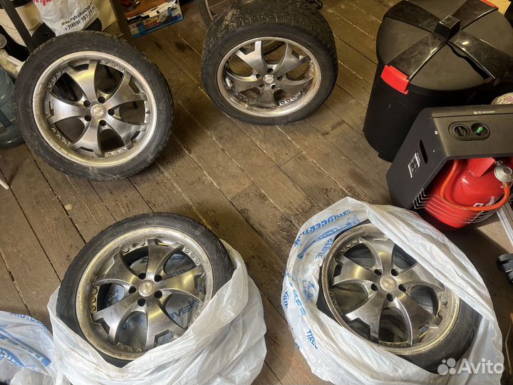 R17 Nokian Tyres Hakkapeliitta 5 215/50, PCD 5x100 DIA 73