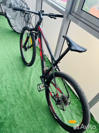 Велосипед GT Avalanche Sport