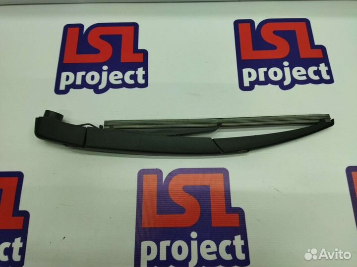 Поводок стеклоочистителя заднего Peugeot 2008 13-1