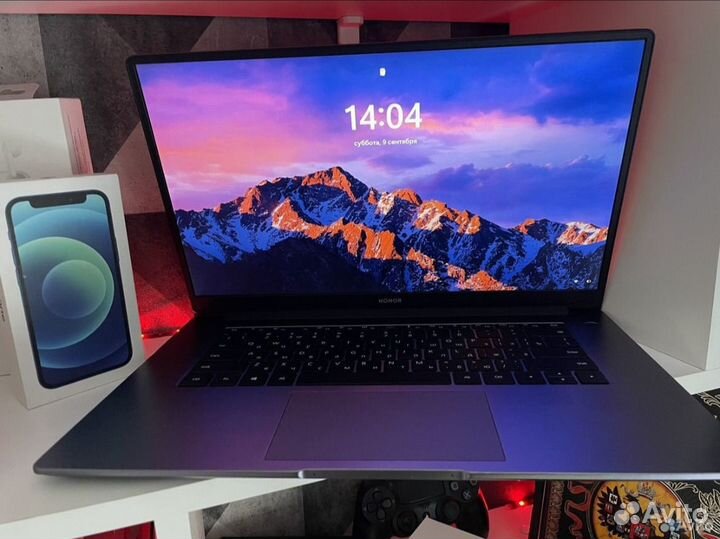 Новый Honor MagicBook X 15 /i3-10110U/8/256