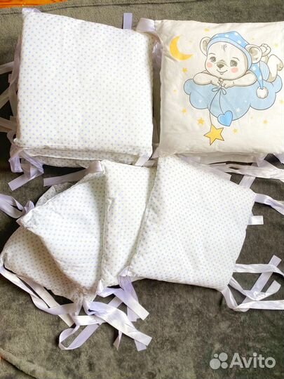 Бортики на кроватку