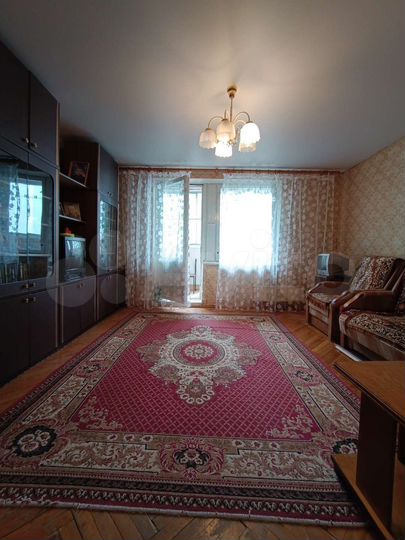 3-к. квартира, 72 м², 3/5 эт.