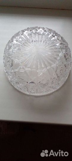 Хрустальная ваза