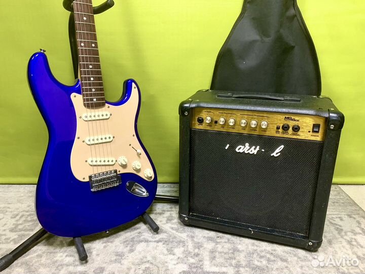 Электрогитара Fender c комбиком Marshall