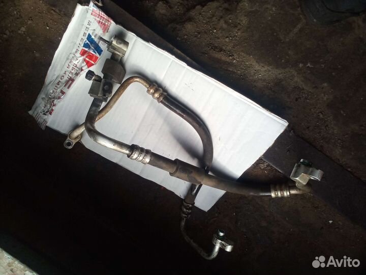 Kia spectra трубки кондея на компрессор