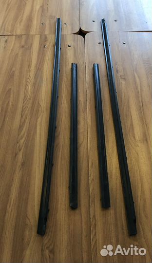 Уплотнитель двери Mercedes V167 GLE