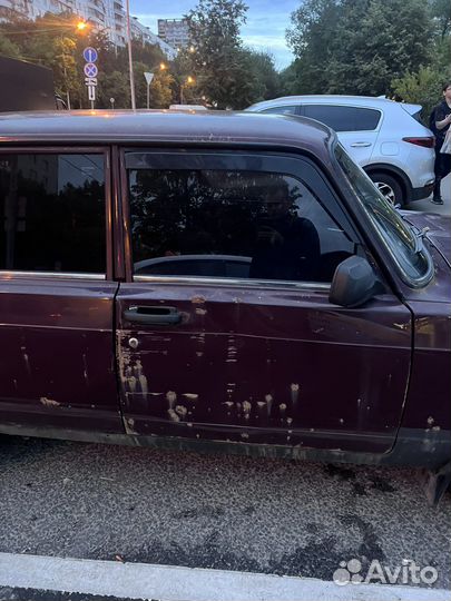 ВАЗ 2107 1.6 МТ, 2007, битый, 74 000 км