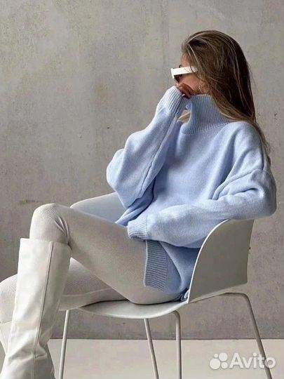 Свитер женский длинный
