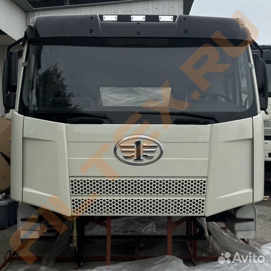 Кабина FAW J6 белая в сборе оригинал