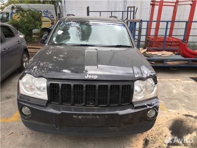 Разбор на запчасти Jeep Grand Cherokee 2004-2010