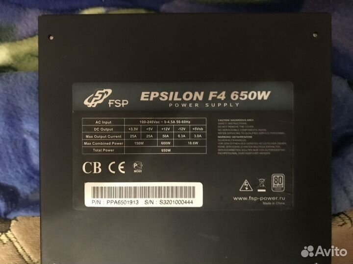 Материнская плата с процессором и памятью и б/п