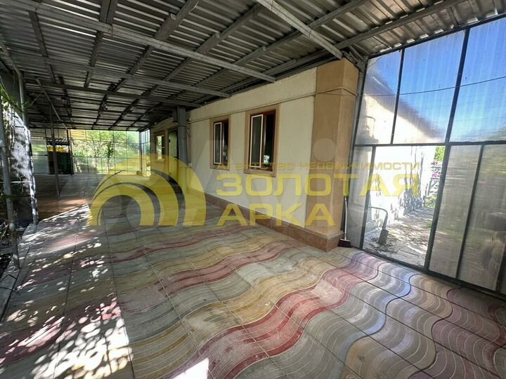 Дом 63,9 м² на участке 8 сот.