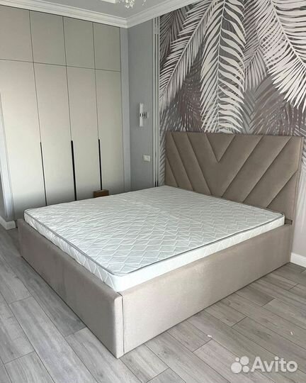 Кровать 180х200