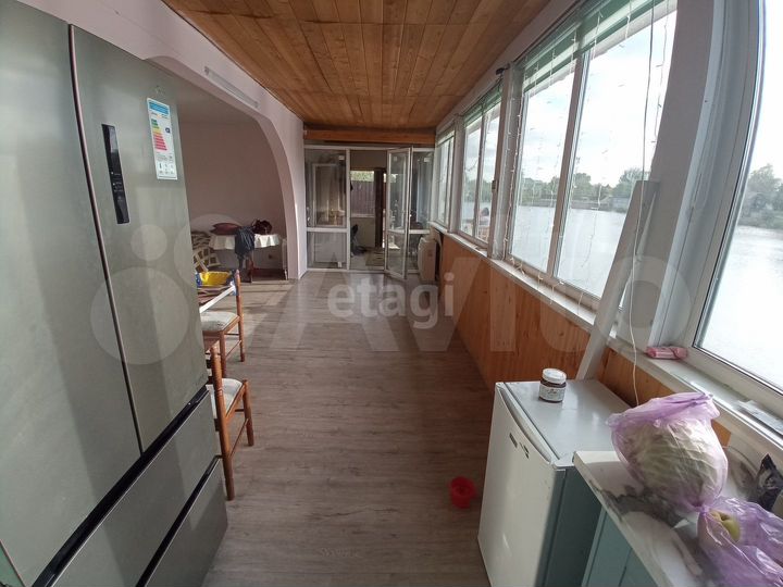 Дом 140 м² на участке 6 сот.