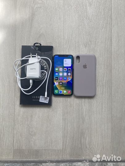 iPhone X, 64 ГБ