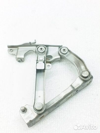 Петля капота правая Mercedes-Benz E-Class W211