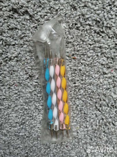 Для дизайна ногтей