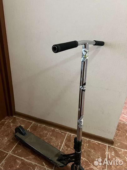 Трюковой самокат plank street