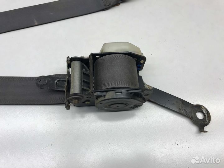 Ремень задний правый Daihatsu Gran Move 2000 г.в