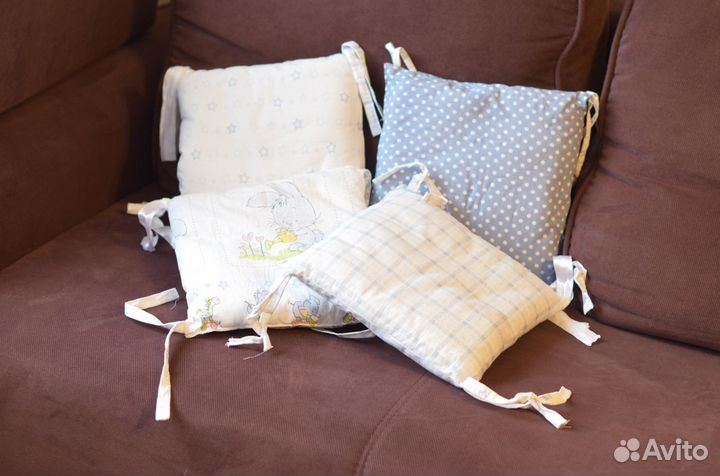 Бортики в кроватку