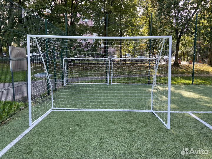 Футбольные ворота