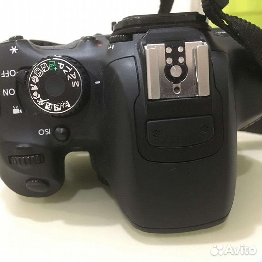 Зеркальный фотоаппарат Canon EOS 650d