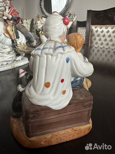 Статуэтка клоун