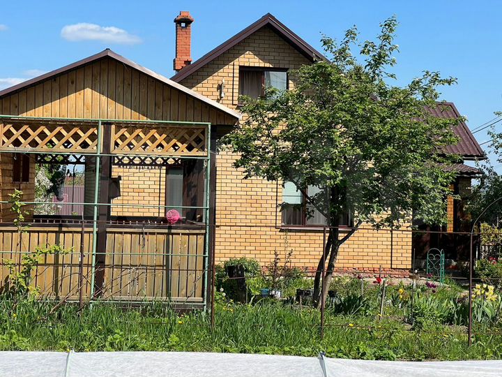 Дом 108 м² на участке 12 сот.