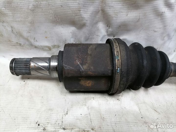 Привод передний левый Nissan X-Trail NT30