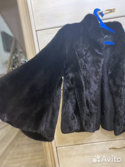 Шубы норковые б/у. 46-50р
