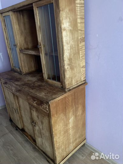 Стеллаж, сервант