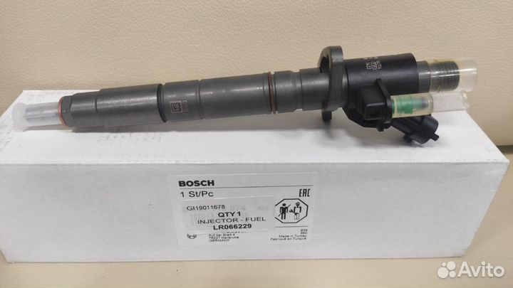 Форсунка топливная 4,4D