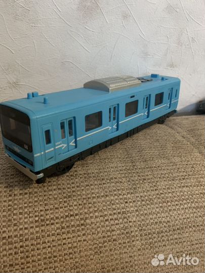 Вагон метро игрушка