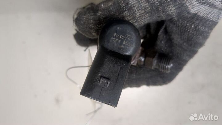 Форсунка топливная Volkswagen Caddy, 2014