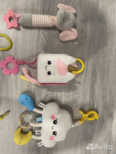 Развивающие игрушки для малыша Мякиши