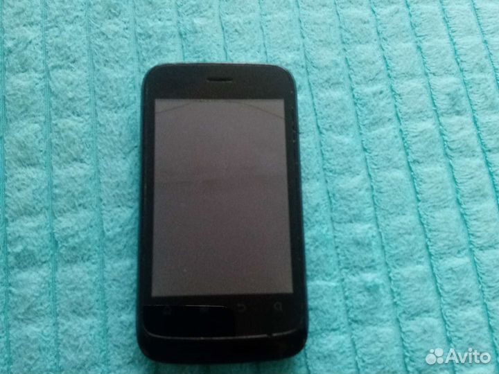 Fly IQ245 Wizard, 512 МБ