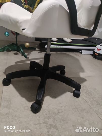 Компьютерное кресло новое