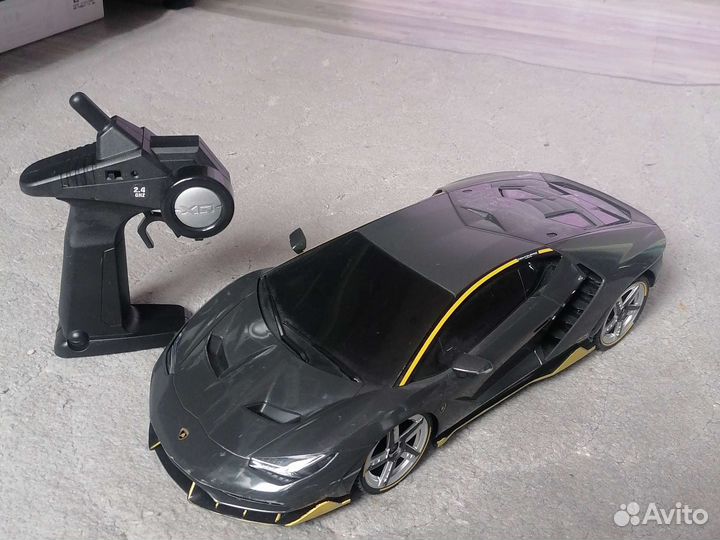 Машина на радиоуправлении