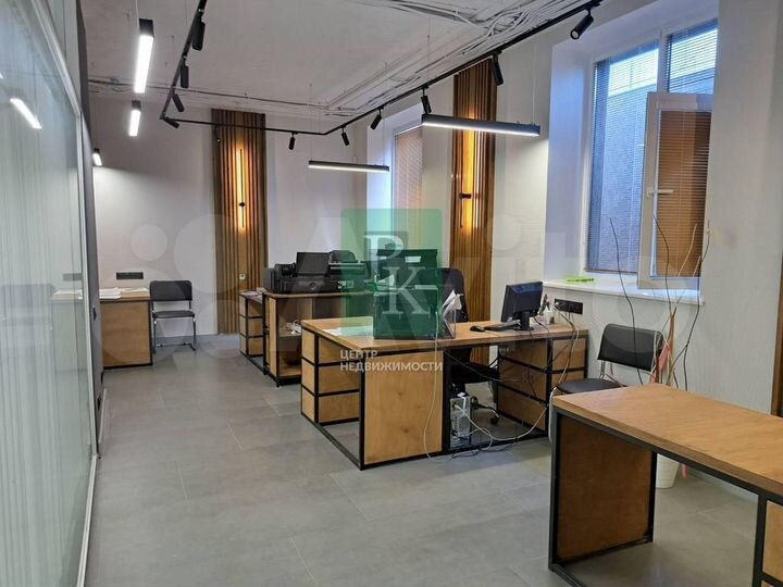 Офис 113 м2 на Токарева