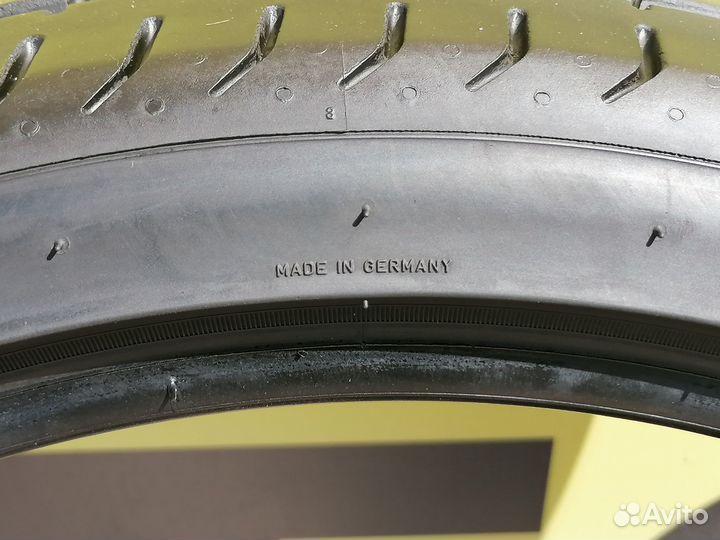 Pirelli P Zero 225/35 R19