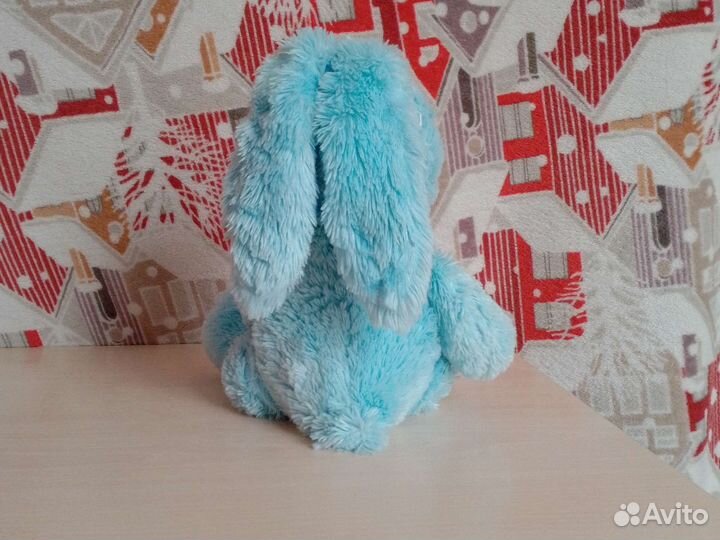 Плюшевый заяц