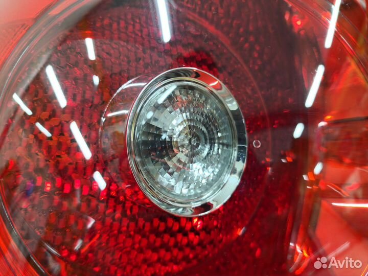 Задний левый фонарь Vag Volkswagen Jetta V (USA)