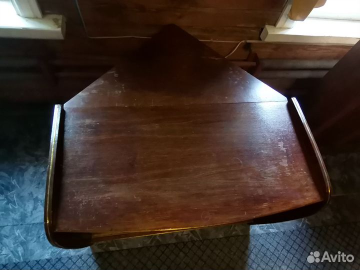 Тумба под телевизор (СССР)